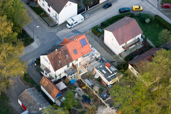 Vue aérienne de Elsässer Straße x Am Schwanenweier à Kandel dans le département Rhénanie-Palatinat, Allemagne