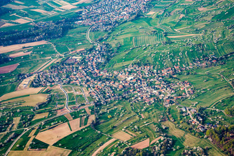 Vue aérienne de Du sud à le quartier Ottenhausen in Straubenhardt dans le département Bade-Wurtemberg, Allemagne