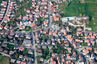 Photographie aérienne de Rue Schluttenbacher à le quartier Schöllbronn in Ettlingen dans le département Bade-Wurtemberg, Allemagne