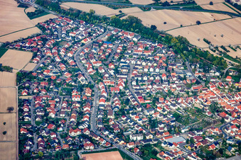 Vue oblique de Avenue des Habsbourg à Hagenbach dans le département Rhénanie-Palatinat, Allemagne