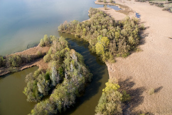 Vue aérienne de Affluents de l'Ammer dans le Ammersee à Ammersee dans le département Bavière, Allemagne