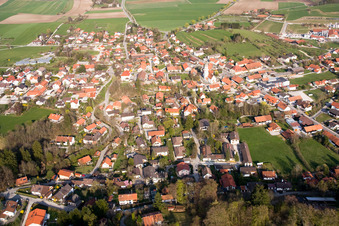 Vue aérienne de Village - Vue à le quartier Erling in Andechs dans le département Bavière, Allemagne