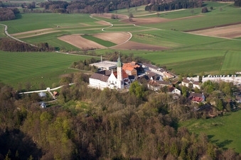 Vue aérienne de Monastère Andechs à le quartier Erling in Andechs dans le département Bavière, Allemagne