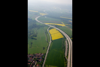Neuleiningen dans le département Rhénanie-Palatinat, Allemagne d'en haut