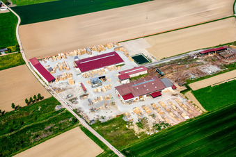 Photographie aérienne de Site de la scierie et de l'usine de palettisation KOCHER à Niederrœdern dans le département Bas Rhin, France
