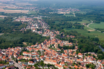 Vue oblique de Lauterbourg dans le département Bas Rhin, France