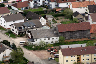 Vue aérienne de Asperges Schowalter à Kandel dans le département Rhénanie-Palatinat, Allemagne