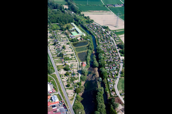 Vue aérienne de Jardin familial à Wörth am Rhein dans le département Rhénanie-Palatinat, Allemagne