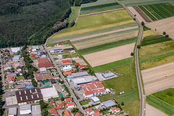 Photographie aérienne de Zone industrielle de Geräutäcker vue de l'est à Hatzenbühl dans le département Rhénanie-Palatinat, Allemagne