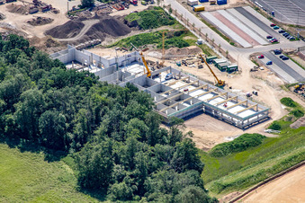 Vue aérienne de Zone industrielle de Horst, Alfa Aesar à le quartier Minderslachen in Kandel dans le département Rhénanie-Palatinat, Allemagne