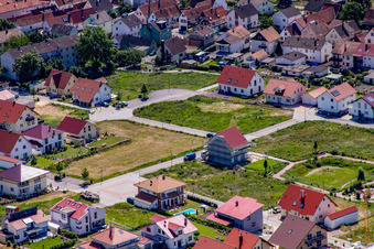 Vue d'oiseau de Sur la haute piste à Kandel dans le département Rhénanie-Palatinat, Allemagne
