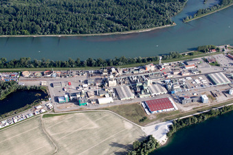 Photographie aérienne de Rohm & Haas à Lauterbourg dans le département Bas Rhin, France