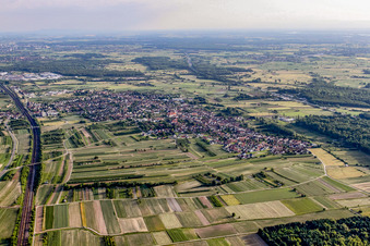 Vue aérienne de Du nord à le quartier Urloffen in Appenweier dans le département Bade-Wurtemberg, Allemagne