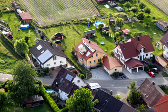 Rue Eichhof à le quartier Sand in Willstätt dans le département Bade-Wurtemberg, Allemagne d'en haut