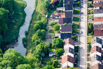 Vue d'oiseau de Elsässerstr à Kandel dans le département Rhénanie-Palatinat, Allemagne