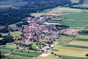 Niederrœdern dans le département Bas Rhin, France vue du ciel
