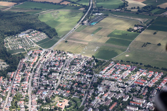 Vue aérienne de Aérodrome de vol à voile à Walldorf dans le département Bade-Wurtemberg, Allemagne