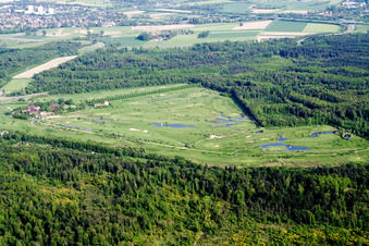 Vue aérienne de Parcours de golf Gut Scheibenhard à le quartier Beiertheim-Bulach in Karlsruhe dans le département Bade-Wurtemberg, Allemagne