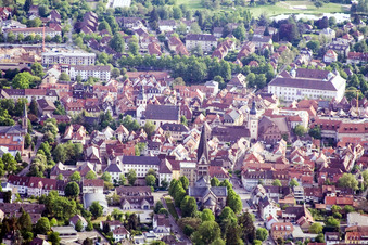 Vue aérienne de Sacré-Cœur à Ettlingen dans le département Bade-Wurtemberg, Allemagne
