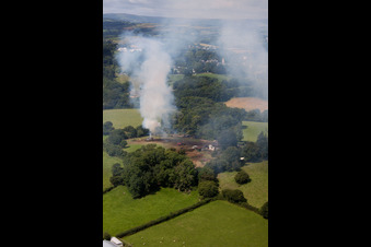 Vue oblique de Staverton dans le département Angleterre, Grande Bretagne