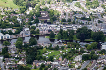 Berry Pomeroy dans le département Angleterre, Grande Bretagne depuis l'avion