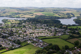 Vue oblique de Totnes dans le département Angleterre, Grande Bretagne