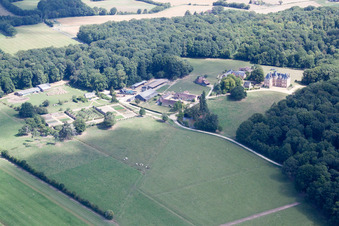 Vue aérienne de Vibraye dans le département Sarthe, France