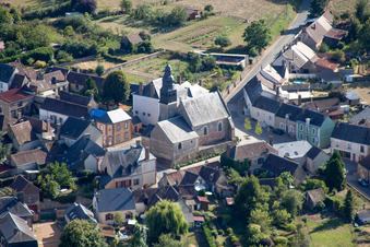 Coudrecieux dans le département Sarthe, France depuis l'avion