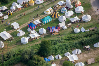 Vue oblique de Fête médiévale à Jockgrim dans le département Rhénanie-Palatinat, Allemagne