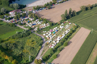 Fête médiévale à Jockgrim dans le département Rhénanie-Palatinat, Allemagne d'en haut