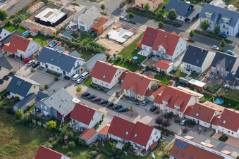 Vue aérienne de Rue Konrad-Zuse à Rheinzabern dans le département Rhénanie-Palatinat, Allemagne