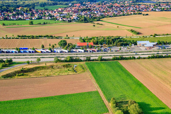 Vue aérienne de Aire de repos Tank & Rast Palatinat/Wattenheim à Wattenheim dans le département Rhénanie-Palatinat, Allemagne