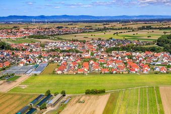 Vue aérienne de Vue du sud-est à Kuhardt dans le département Rhénanie-Palatinat, Allemagne