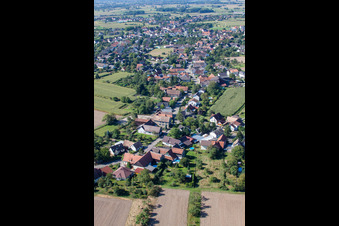 Vue aérienne de Du nord à le quartier Legelshurst in Willstätt dans le département Bade-Wurtemberg, Allemagne