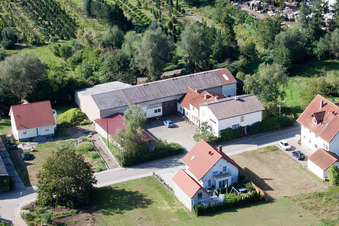 Vue aérienne de Vollmersweilerer Straße Appartement de vacances Voyage à la campagne à Freckenfeld dans le département Rhénanie-Palatinat, Allemagne