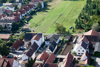Vue aérienne de Vollmersweilerer Straße à Freckenfeld dans le département Rhénanie-Palatinat, Allemagne