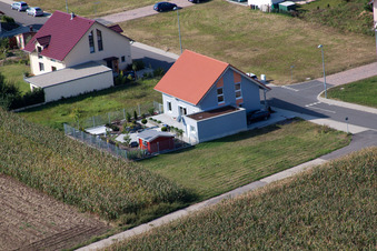 Nouvelle zone de développement Im Unterfeld à le quartier Schaidt in Wörth am Rhein dans le département Rhénanie-Palatinat, Allemagne hors des airs