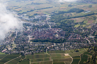 Vue aérienne de Du nord à Wissembourg dans le département Bas Rhin, France