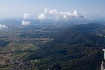 Vue d'oiseau de Cleebourg dans le département Bas Rhin, France