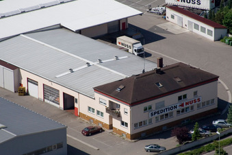 Vue aérienne de Société de transport NUSS à le quartier Minderslachen in Kandel dans le département Rhénanie-Palatinat, Allemagne