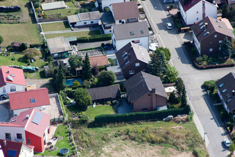 Vue aérienne de Stresemannstr à Kandel dans le département Rhénanie-Palatinat, Allemagne