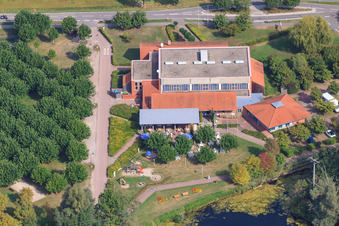 Vue aérienne de Restaurant au Tennis Club à Leimersheim dans le département Rhénanie-Palatinat, Allemagne