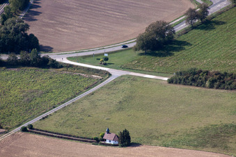 Vue aérienne de Chapelle à Rülzheim dans le département Rhénanie-Palatinat, Allemagne