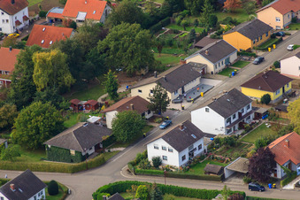 Dans le jardin du moulin à Eppelsheim dans le département Rhénanie-Palatinat, Allemagne vue d'en haut