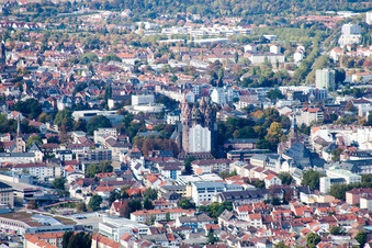 Vue aérienne de Cathédrale impériale à Worms dans le département Rhénanie-Palatinat, Allemagne
