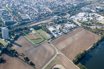 Vue aérienne de Finger Baustoffwerk GmbH à le quartier Oggersheim in Ludwigshafen am Rhein dans le département Rhénanie-Palatinat, Allemagne