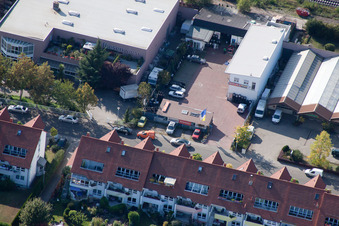 Vue aérienne de Prairie carrelée à le quartier Bobenheim in Bobenheim-Roxheim dans le département Rhénanie-Palatinat, Allemagne