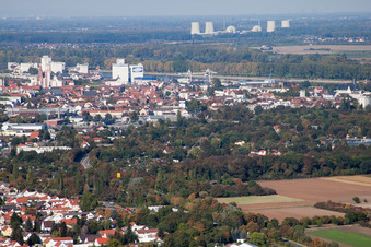 Vue aérienne de Dans les jardins de Waag à Worms dans le département Rhénanie-Palatinat, Allemagne