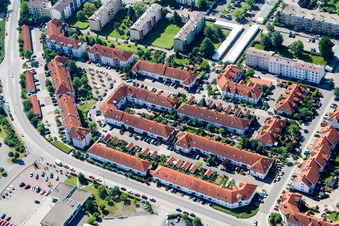 Vue aérienne de Queichheim à Landau in der Pfalz dans le département Rhénanie-Palatinat, Allemagne