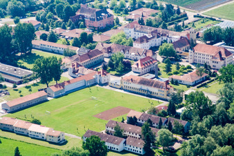 Vue aérienne de Abbaye Saint-Paul à Landau in der Pfalz dans le département Rhénanie-Palatinat, Allemagne